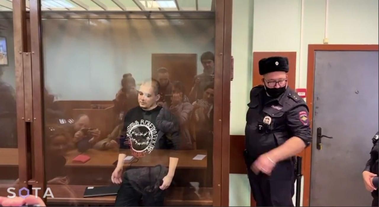 Дима Иванов на заседании
