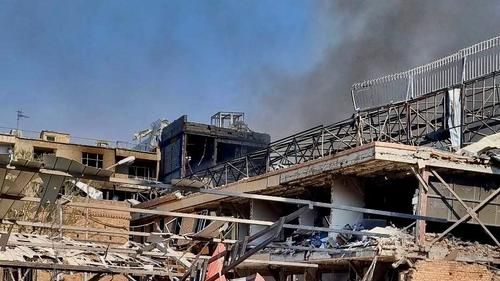 Разрушенный медицинский центр