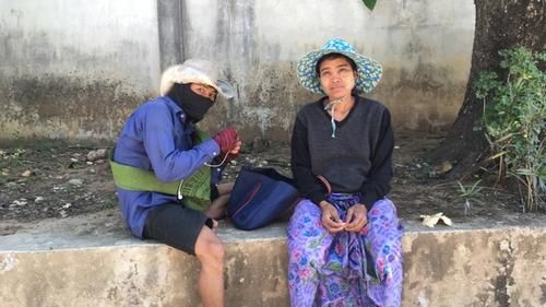 Пациенты клиники для беженцев в Маэсоте. Клиника была создана 40 лет бежавшими из Мьянмы врачами и принимает людей без документов