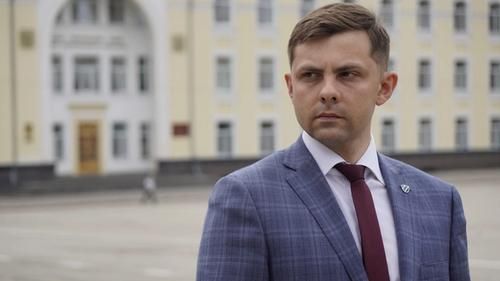 Олег Михайлов
