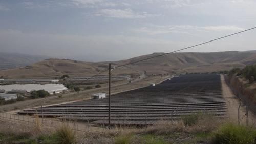 В израильском поселении Шадмот Мехола в 2016 году построили поле солнечных панелей площадью 50 тысяч квадратных метров и мощностью 5 мегаватт