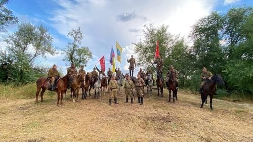 Реконструкторский конный поход в Калмыкии.