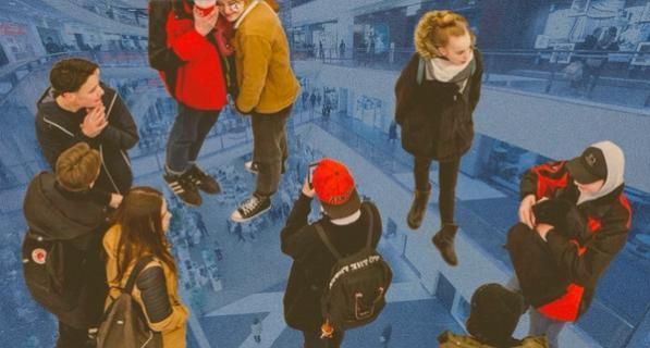 Изображение-Как торговый центр стал главным пространством российских подростков